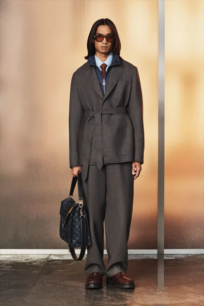 Look 9